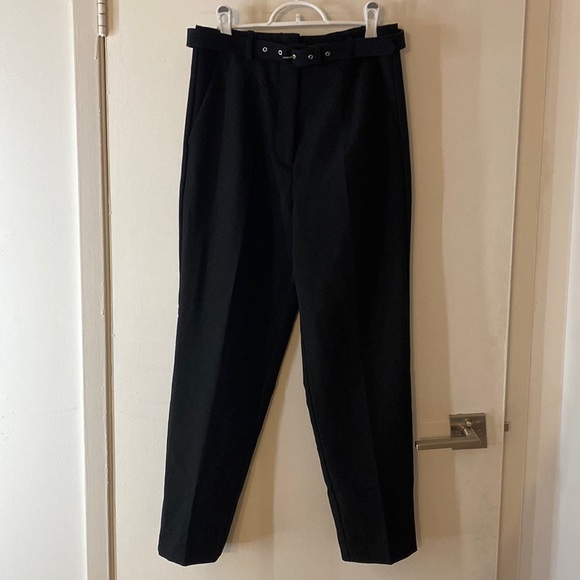 Zara pants with belt - Picture 1 of 4